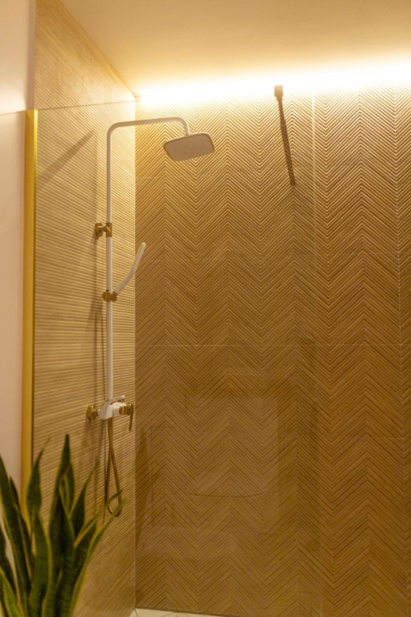 Bleyer Haus Central Apartment אורדאה מראה חיצוני תמונה